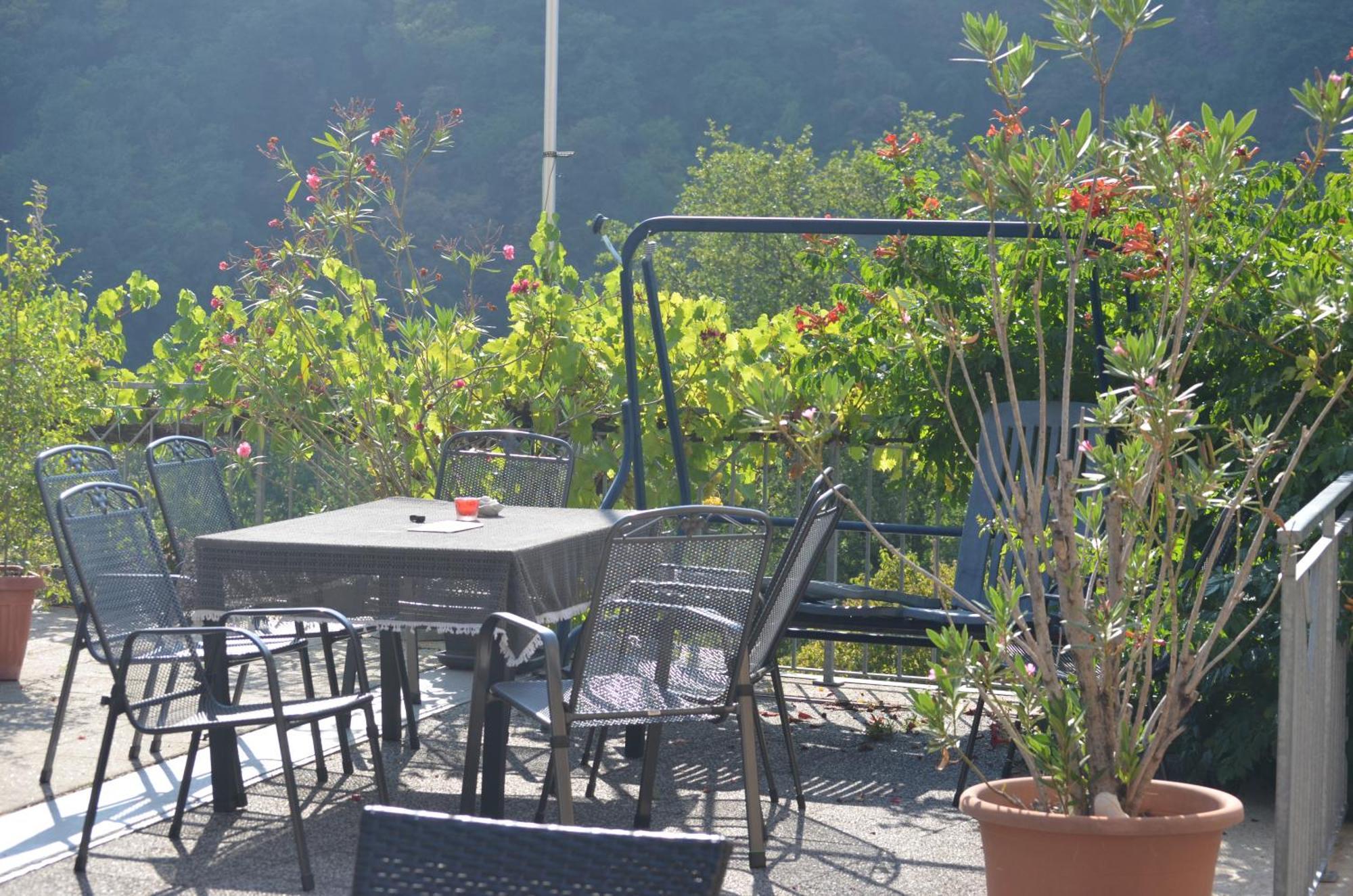Weingut Sauer-Kettermann Villa Enkirch Bagian luar foto