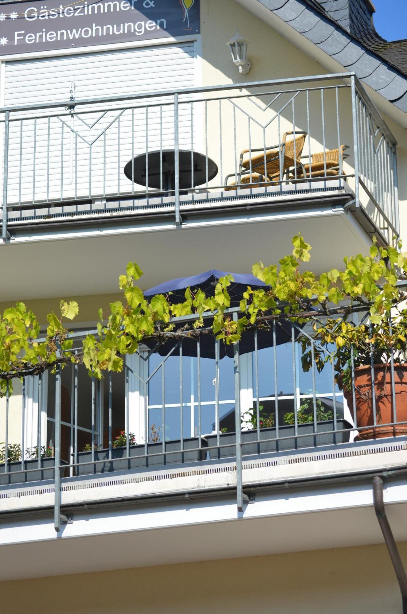 Weingut Sauer-Kettermann Villa Enkirch Bagian luar foto