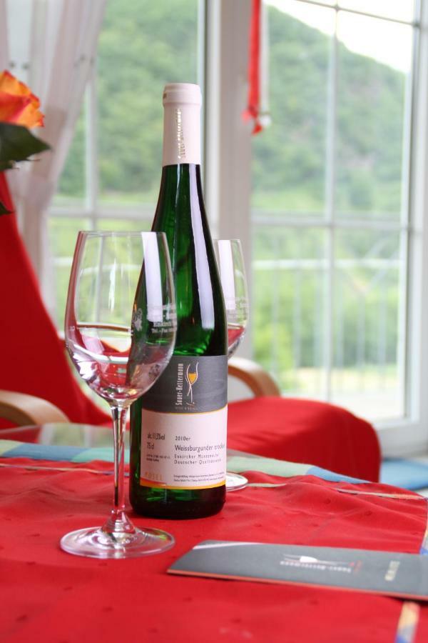 Weingut Sauer-Kettermann Villa Enkirch Bagian luar foto